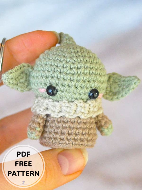 Crochet Yoda Baby Keychain PDF Amigurumi Free Pattern 1