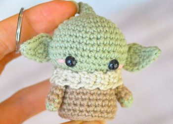 Crochet Yoda Baby Keychain PDF Amigurumi Free Pattern