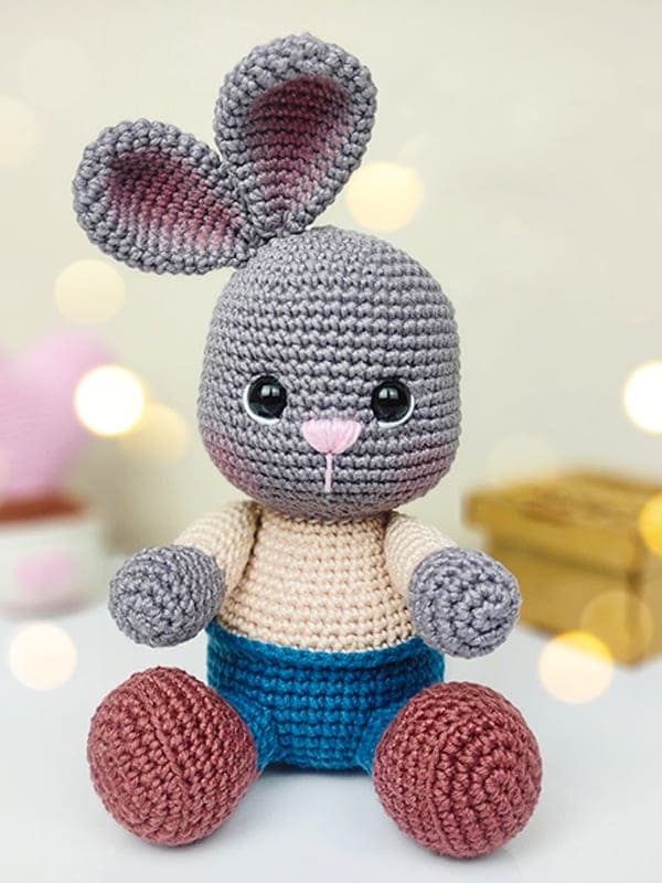 Cute Bunny Melvin PDF Amigurumi Free Pattern