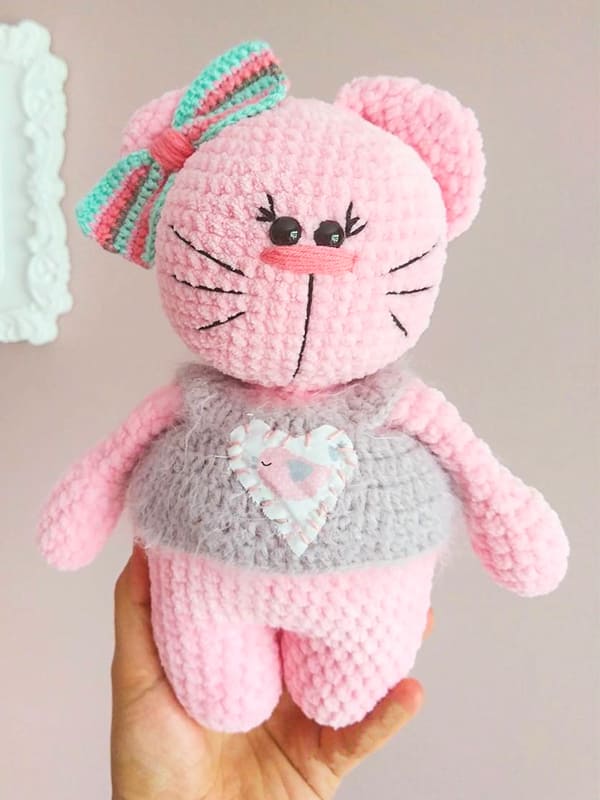 Plush Crochet Cat PDF Amigurumi Free Pattern 1