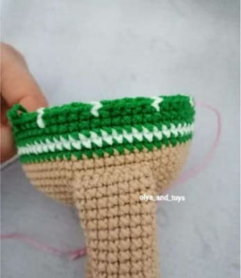 Rolly Crochet Deer PDF Amigurumi Free Pattern Sweater