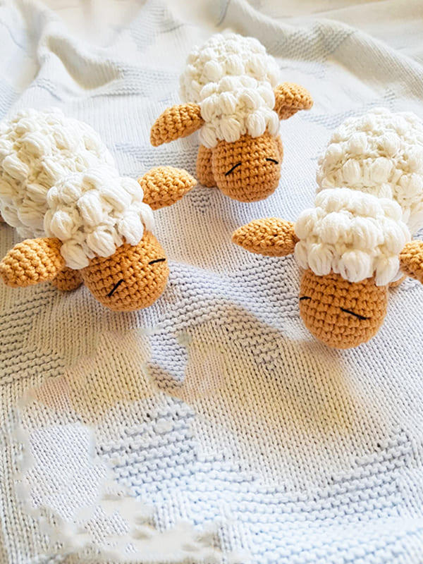 PDF Crochet Little Lamb Amigurumi Free Pattern 01
