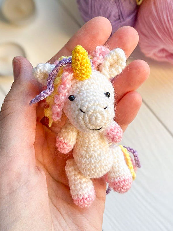 PDF Crochet Unicorn Keychain Amigurumi Free Pattern 02