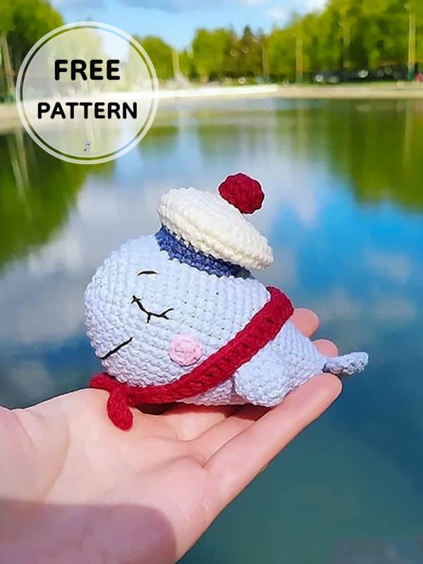 PDF Crochet Cute Whale Keychain Amigurumi Free Pattern 1