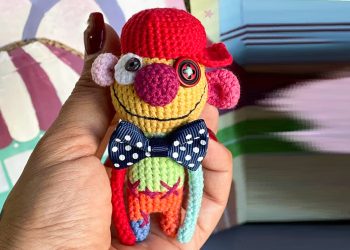 PDF Crochet Little Clown Amigurumi Free Pattern