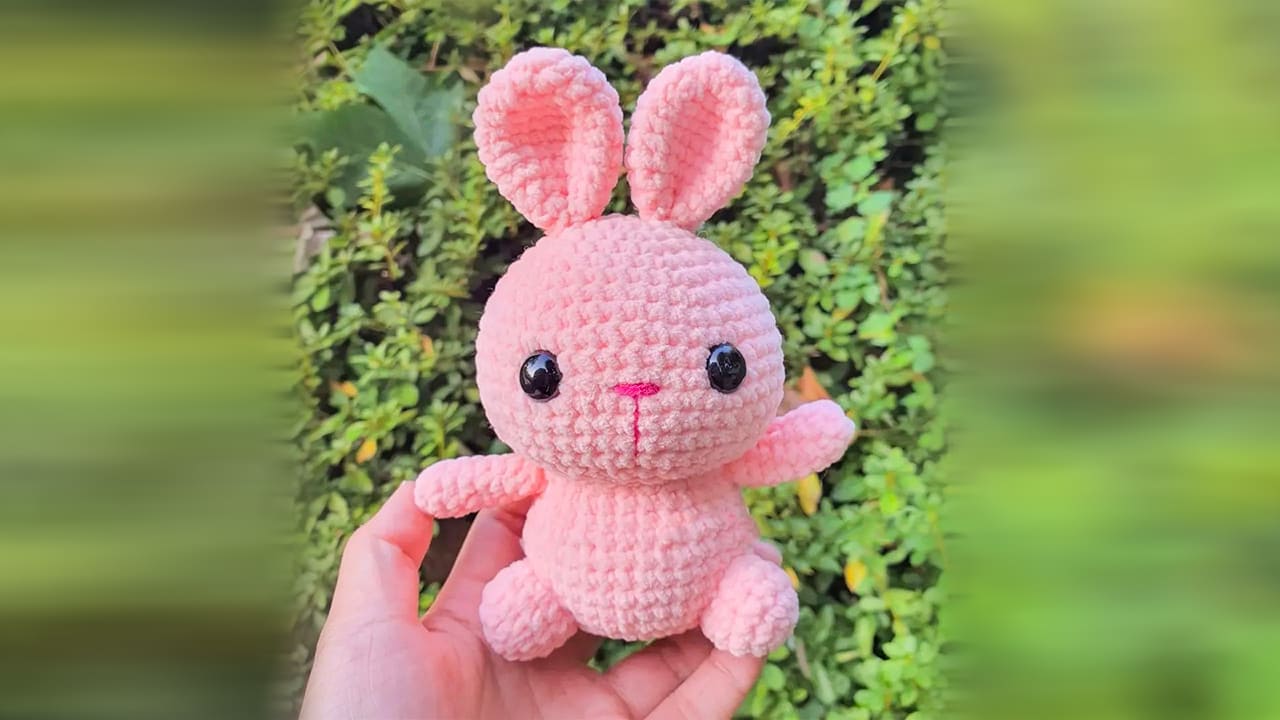 Crochet Bunny PDF Amigurumi Free Pattern 1