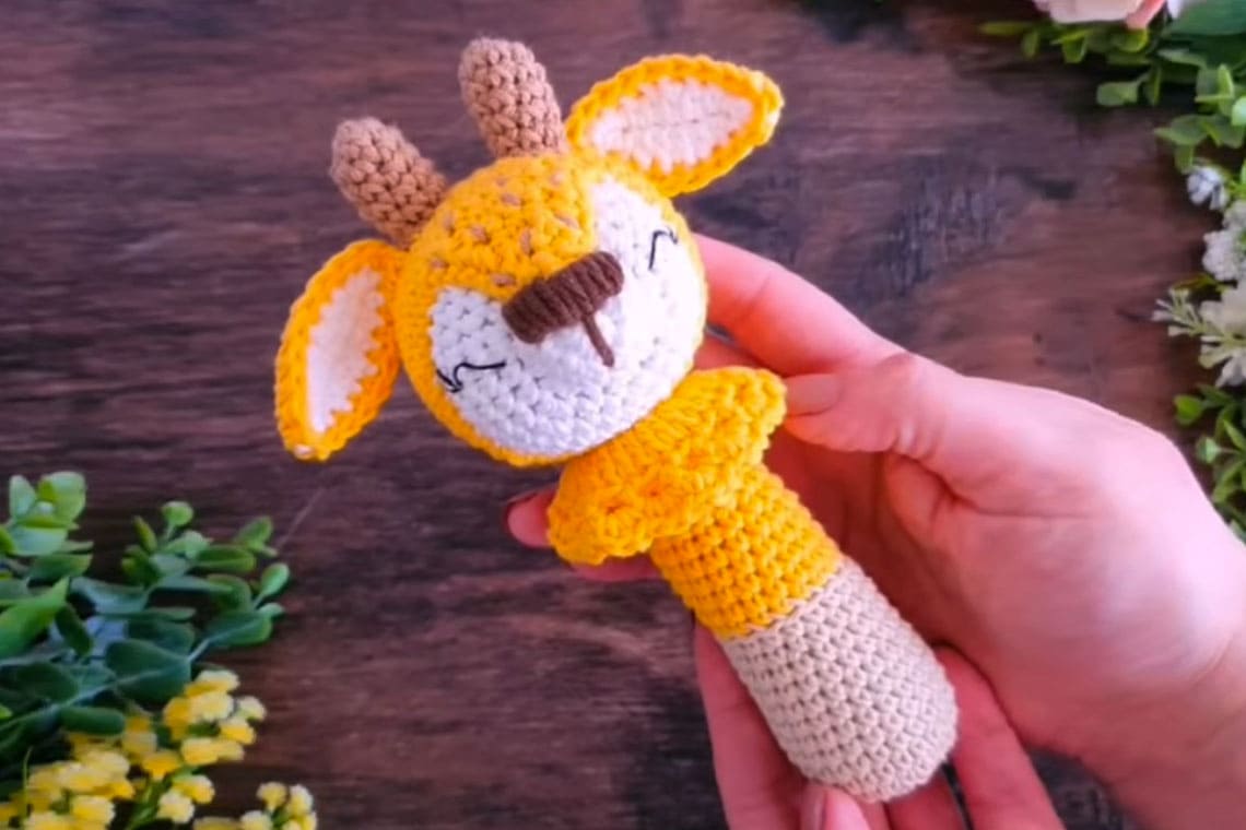 Crochet Deer Rattle PDF Amigurumi Free Pattern - 500+ PDF Passo a Passo ...