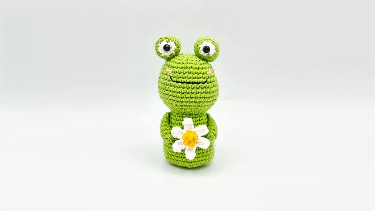 Crochet Frog PDF Amigurumi Free Pattern 3