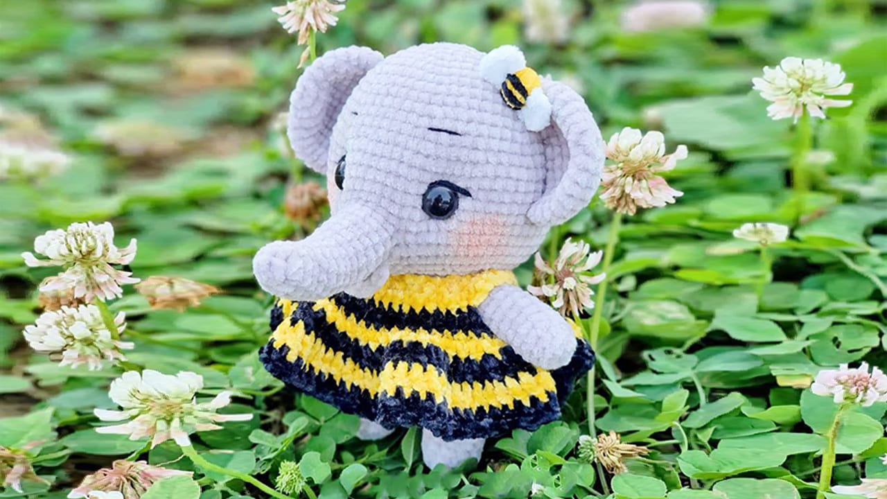 Crochet Little Elephant Bee PDF Amigurumi Free Pattern 1