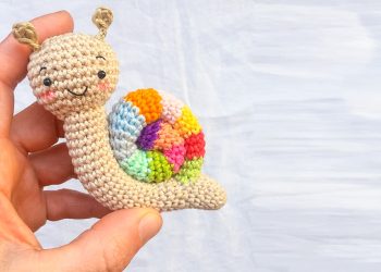 Crochet Rainbow Snail Amigurumi PDF Free Pattern