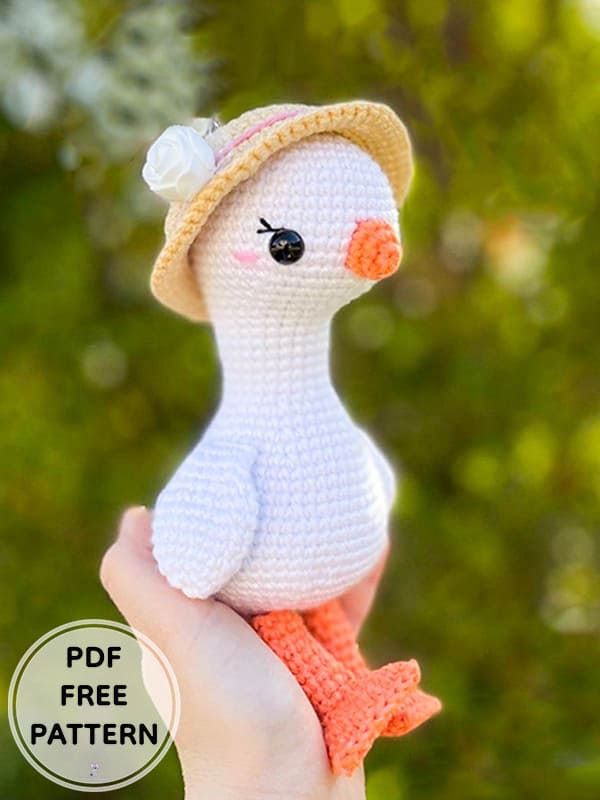 Cute Crochet Goose PDF Amigurumi Free Pattern