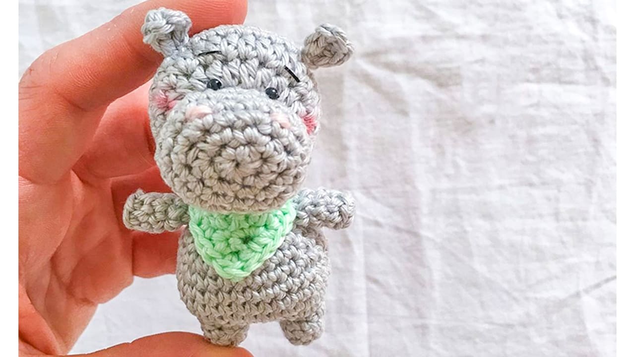 Mini Cute Crochet Hippo PDF Amigurumi Free Pattern 8