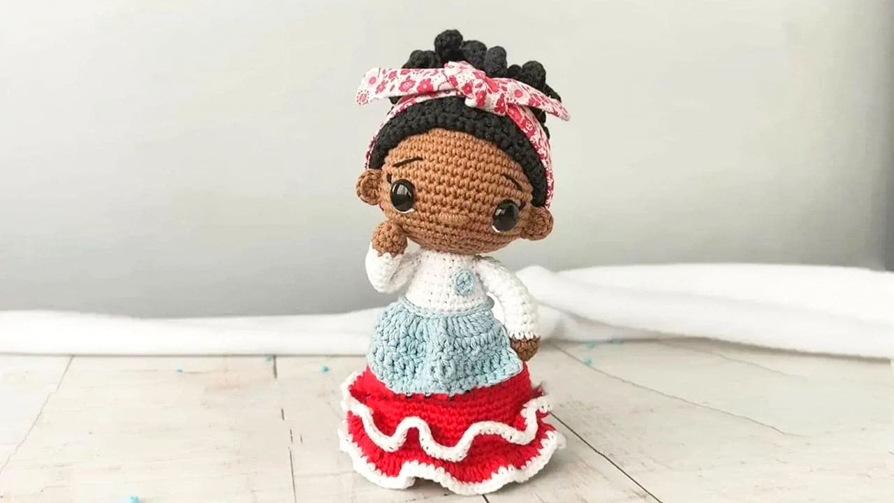 Crochet Doll Alexia Amigurumi PDF Free Pattern01