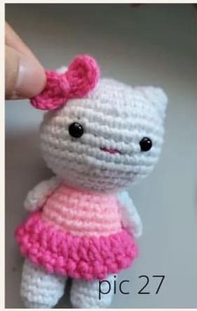 Hello Kitty Amigurumi Free Crochet PDF Pattern 4