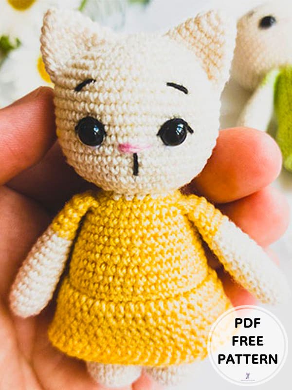 Mrs. Crochet Cat Amigurumi PDF Free Pattern