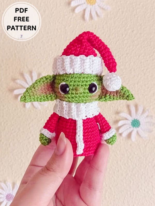 Crochet Baby Yoda Christmas PDF Free Amigurumi Patterns1
