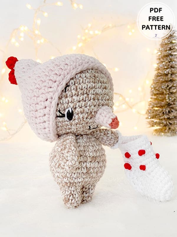 Crochet Christmas Little Mole Amigurumi Free PDF Pattern 2 1