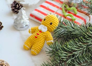 Easy Crochet Gingerbread Man Free Amigurumi Patterns PDF