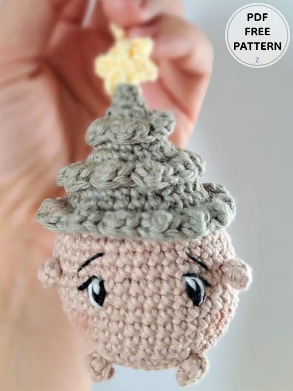 Tiny Crochet Christmas Tree Amigurumi Free Pattern 2 1